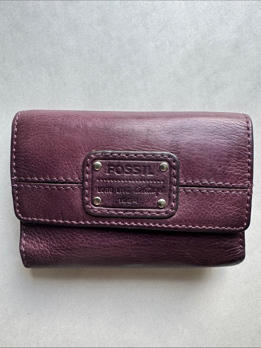 Fossil Long Live VTG soft Leather Maroon Wallet Womens multiple slots Tri-Fold